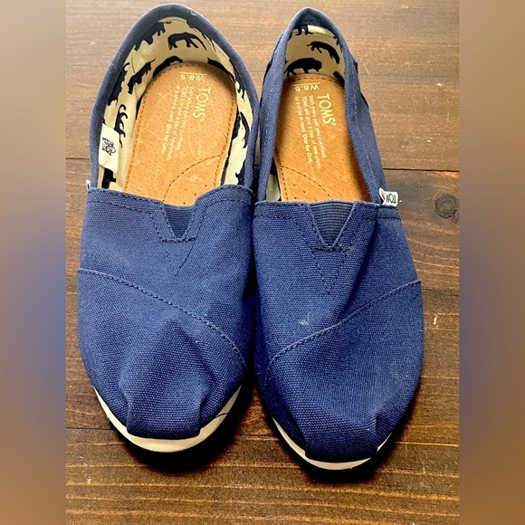 Toms Shoes - TOMS Size 8.5